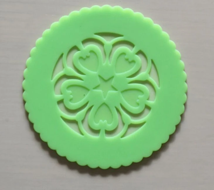 Round Hollow Out Table Mat Silicone Placemat Coaster